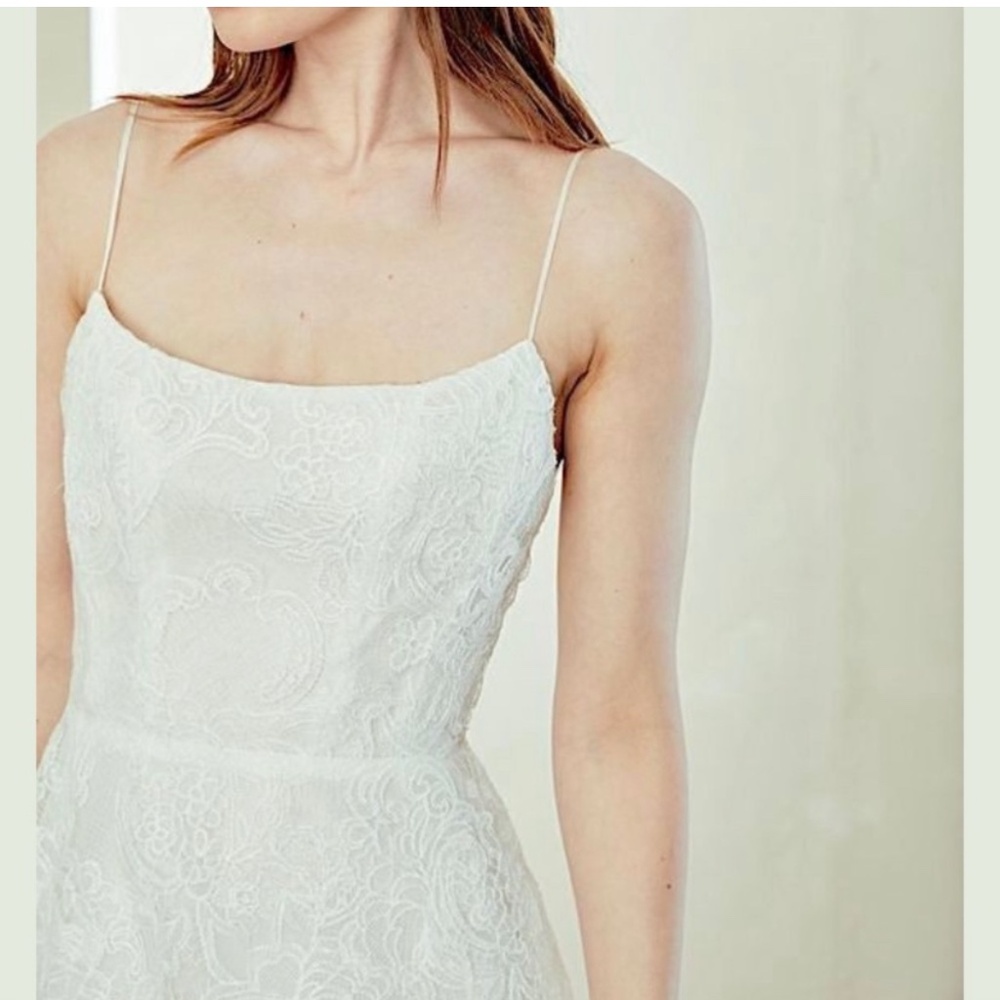 Amsale Dawson Lace Wedding Dress - Size 2 - Picture 2 of 16